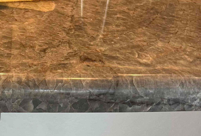 Notice the way the light reflects on the edge in this AFTER image.
